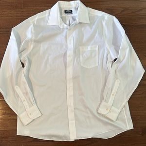 WHITE BUTTON DOWN